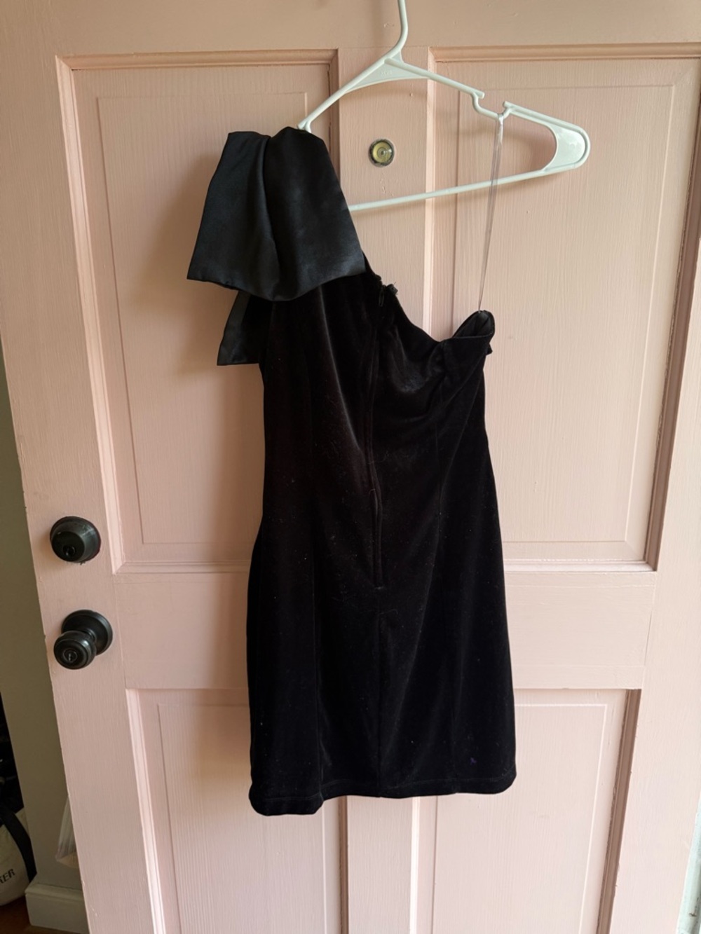 Honey and Rosie Black One-Shoulder Velvet Dress with Satin Bow